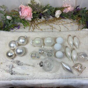 25 PC Clear White Glass Christmas Ornaments